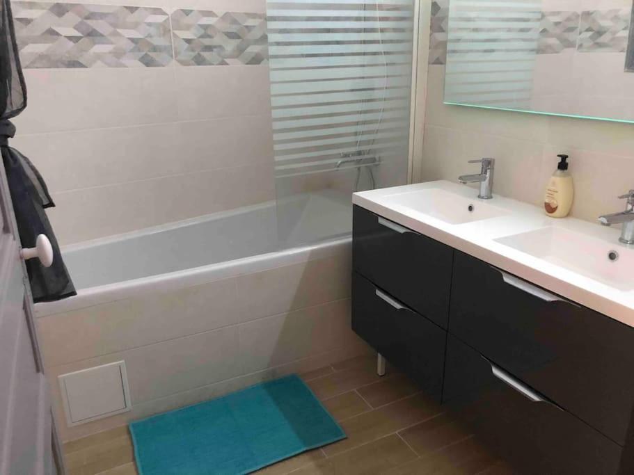 Appartement Spacieux Centre Ville Rivesaltes Dış mekan fotoğraf